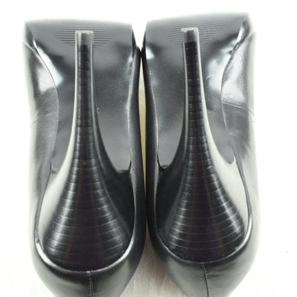 Black Pump Platform Heels  9 Gold Embellishment - Picture 9 of 9